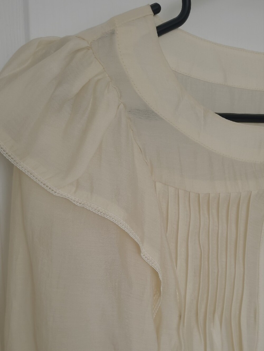 Lightweight Cream Ruffle-Yoke Button Front Blouse - Picture 3 of 5